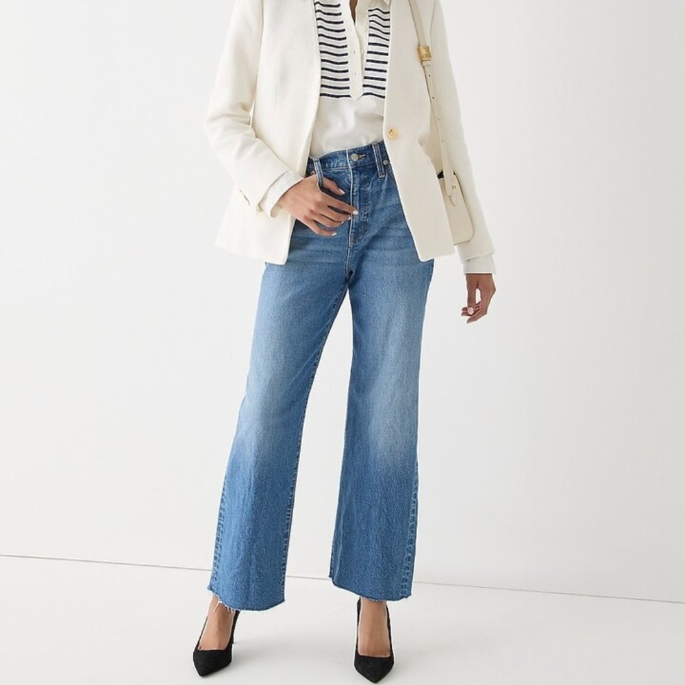 J. Crew Slim Wide-Leg Jean in Lakeshore wash size 30